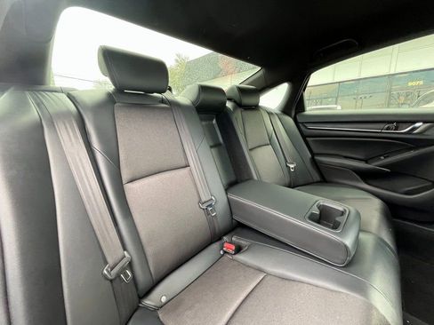 Used 2022 Honda Accord Sport image 17