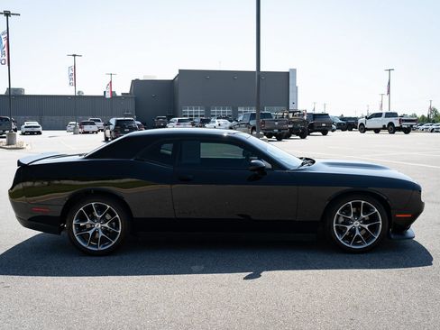 Used 2023 Dodge Challenger GT RWD image 10