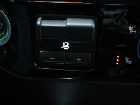 Certified 2022 Chevrolet Silverado 1500 RST w/ RST All Star Premium Package image 35