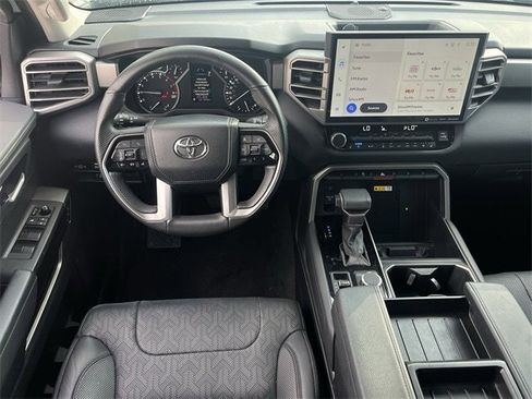 Used 2023 Toyota Tundra Limited image 12