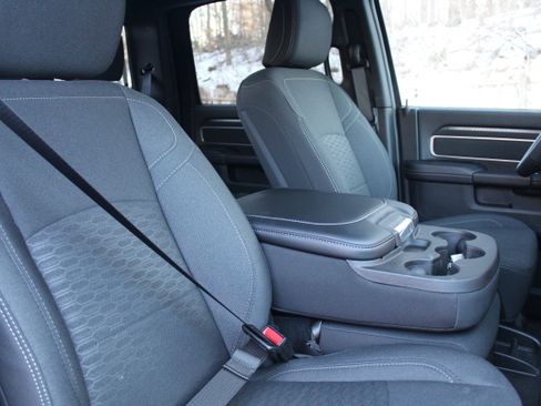 Used 2025 RAM 2500 Big Horn image 17