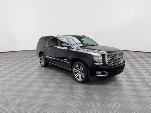 Used 2018 GMC Yukon XL Denali w/ Denali Ultimate Package AWD/4WD image 39