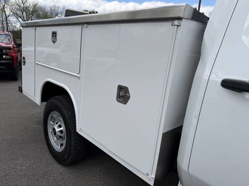Used 2021 Chevrolet Silverado 2500 W/T w/ WT Convenience Package RWD image 8