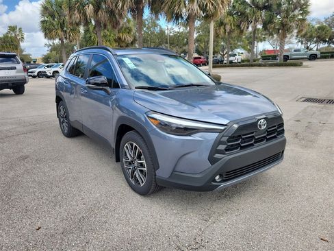 New 2026 Toyota Corolla Cross XLE image 2