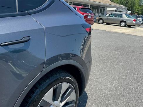 Used 2021 Tesla Model Y Long Range AWD/4WD image 13