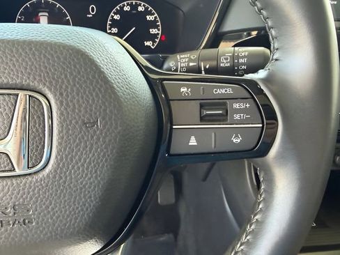 Used 2025 Honda CR-V EX-L image 16