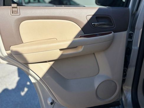 Used 2010 Chevrolet Tahoe LT w/ Regional Value Package image 19