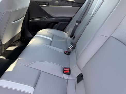 Used 2025 Toyota Camry SE image 15