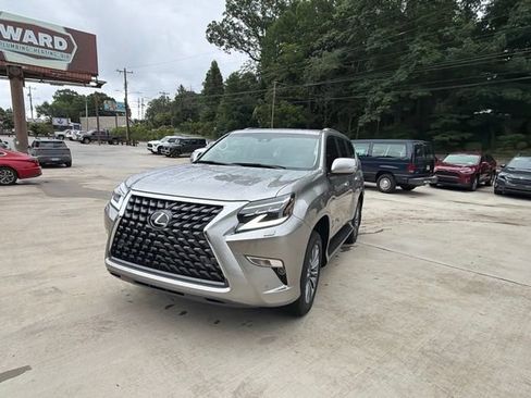 Used 2023 Lexus GX 460 Luxury w/ Accessory Package AWD/4WD image 21