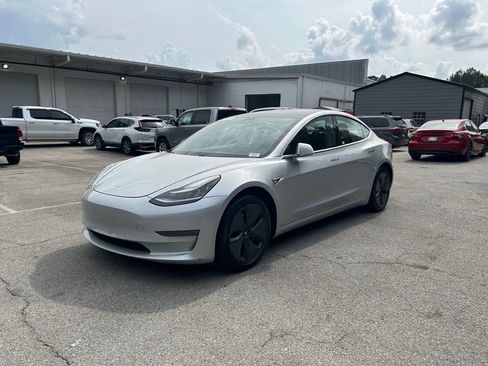 Used 2018 Tesla Model 3 Long Range image 3