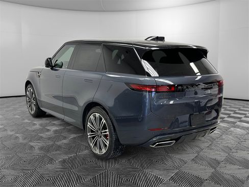 New 2025 Land Rover Range Rover Sport Dynamic SE image 3