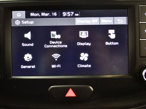 Used 2025 Kia Soul LX w/ LX Technology Package image 26