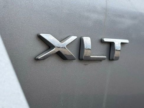 Used 2024 Ford Expedition XLT image 23