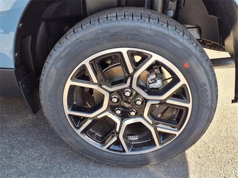 New 2026 Ford Maverick Lariat image 6