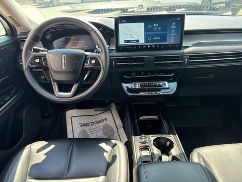 Certified 2024 Lincoln Corsair AWD image 27
