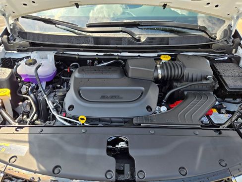 New 2026 Chrysler Pacifica Select FWD image 29