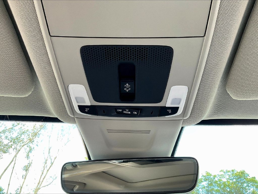 Used 2026 Honda CR-V EX-L image 16