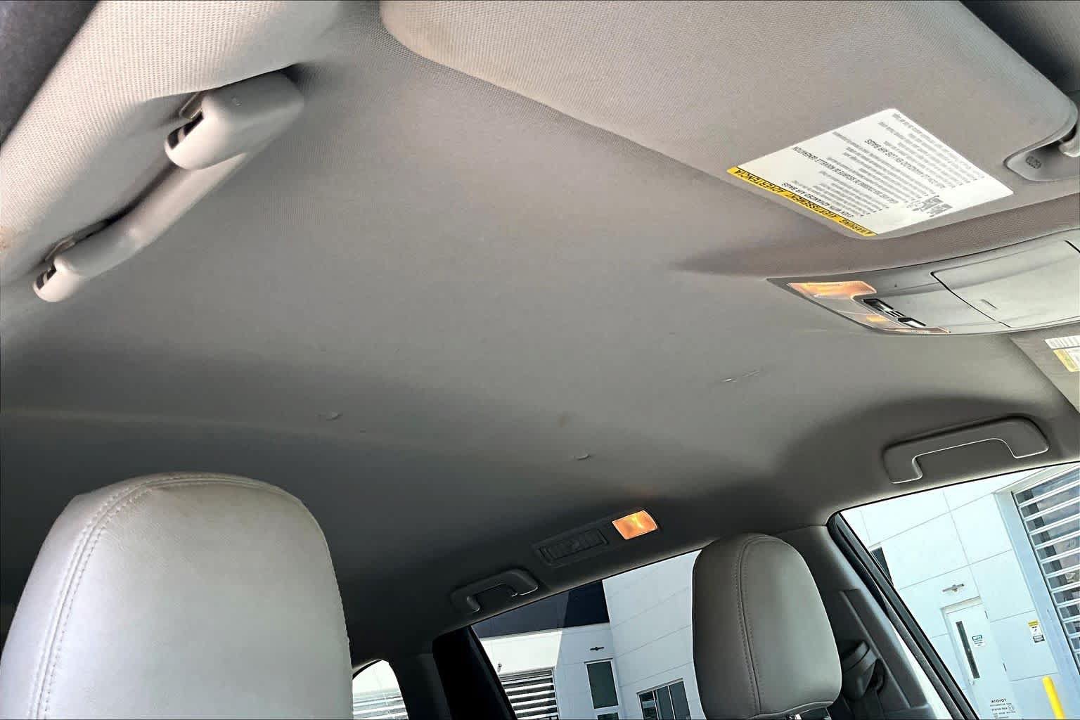 Used 2014 Toyota Highlander Plus AWD/4WD image 13