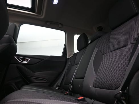 Used 2023 Subaru Forester Premium AWD/4WD image 13