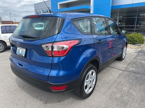 Used 2017 Ford Escape S image 3