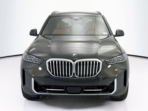 New 2026 BMW X5 xDrive40i w/ Climate Comfort Package AWD/4WD image 2