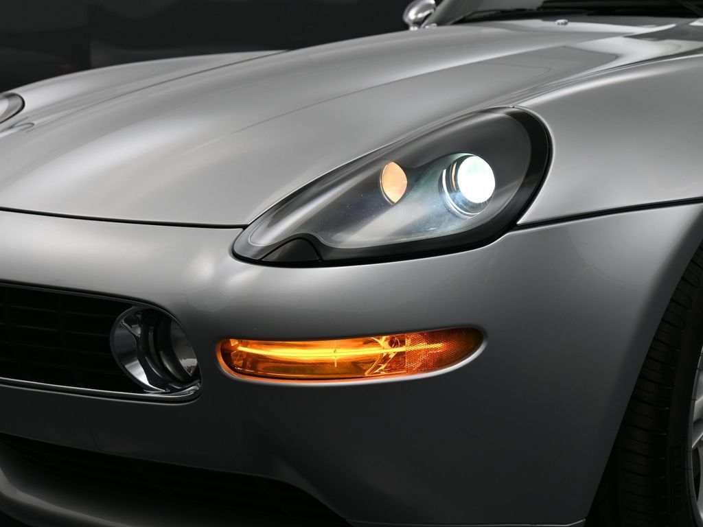 Used 2001 BMW Z8 RWD image 38