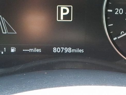 Used 2023 Nissan Kicks SR w/ SR Premium Package FWD image 19