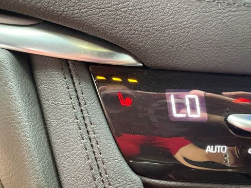 Used 2025 Cadillac XT5 Luxury w/ LPO, Floor Liner Package FWD image 20