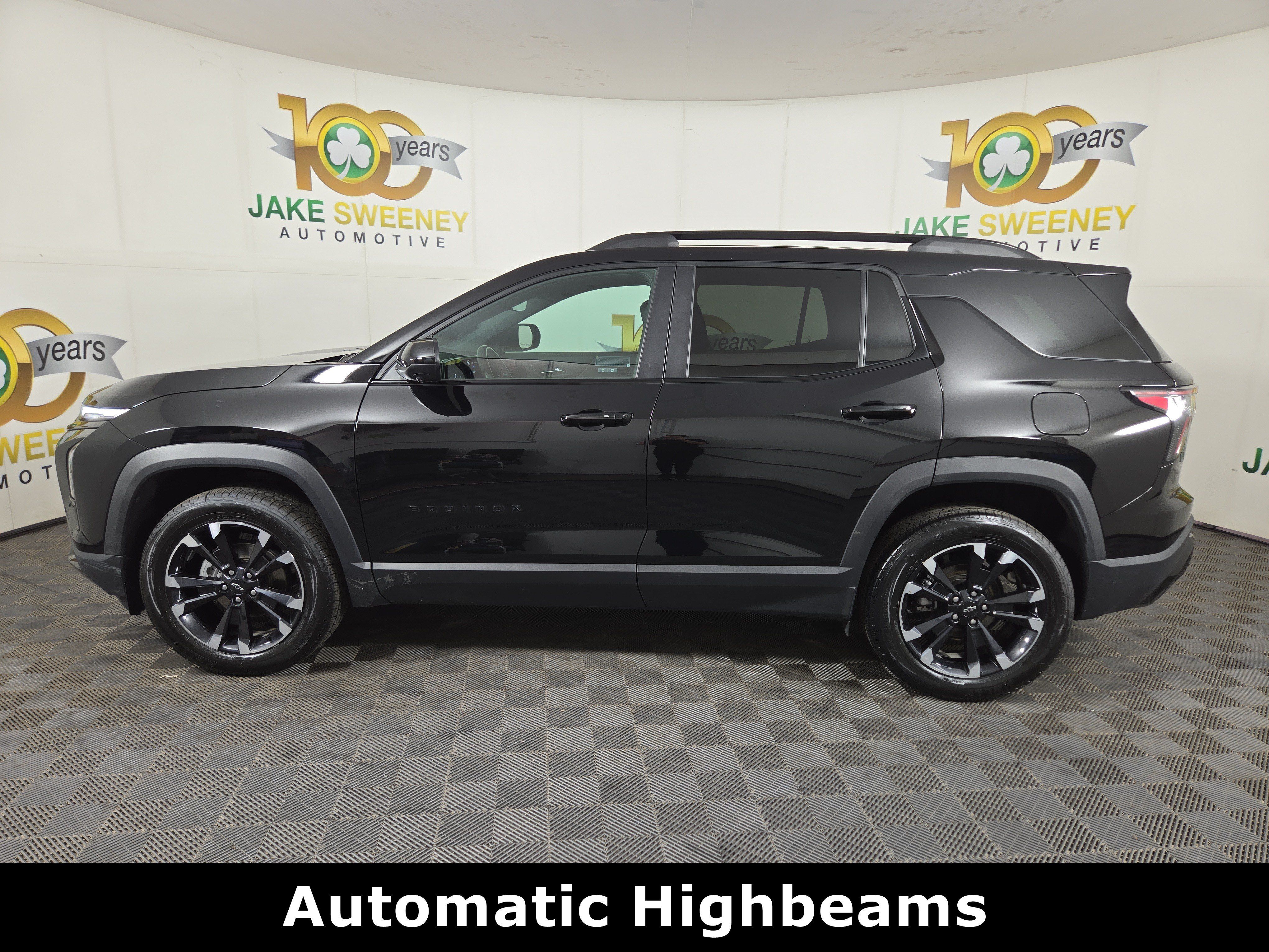 Used 2025 Chevrolet Equinox RS w/ Safety and Technology Package FWD image 4
