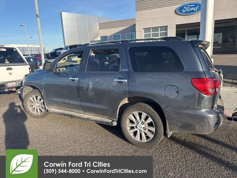 Used 2008 Toyota Sequoia Limited image 15