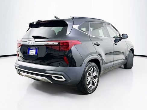 Used 2022 Kia Seltos EX AWD/4WD image 7