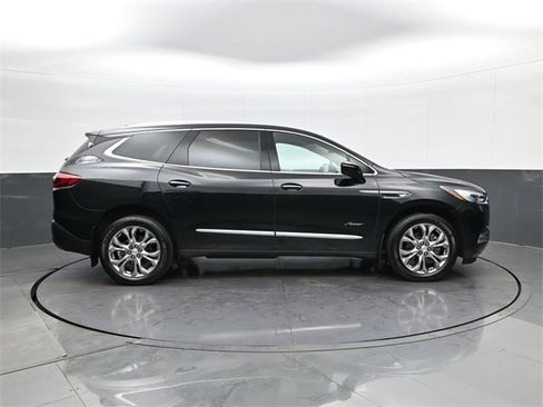 Certified 2018 Buick Enclave Avenir w/ Trailering Package image 4
