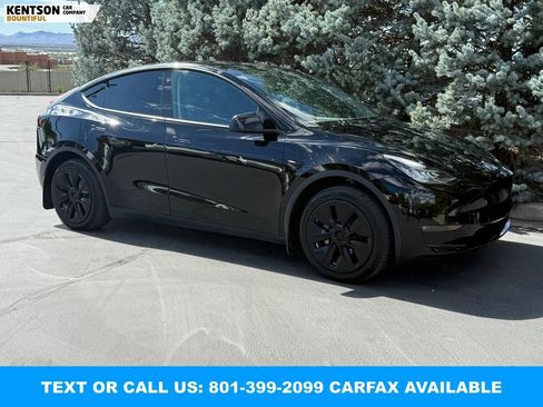 Used 2022 Tesla Model Y Long Range AWD/4WD image 11