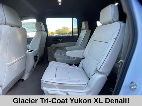 New 2026 GMC Yukon XL Denali image 10