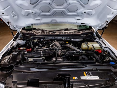 Used 2023 Ford F250 Lariat w/ Lariat Ultimate Package image 28