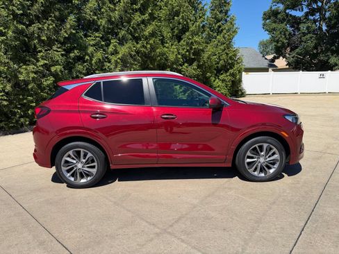 Used 2023 Buick Encore GX Select w/ Sport Touring Package FWD image 31