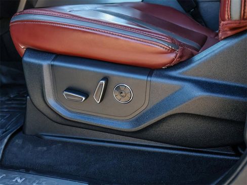 Used 2021 Ford F250 Platinum w/ Tremor Off-Road Package image 31