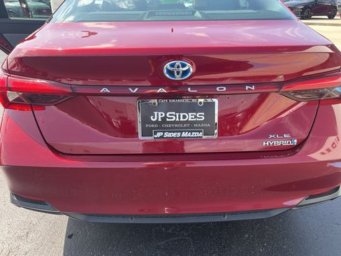Used 2020 Toyota Avalon XLE w/ Moonroof Package FWD image 51