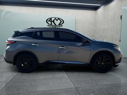 Used 2017 Nissan Murano Platinum w/ Platinum Technology Package FWD image 2