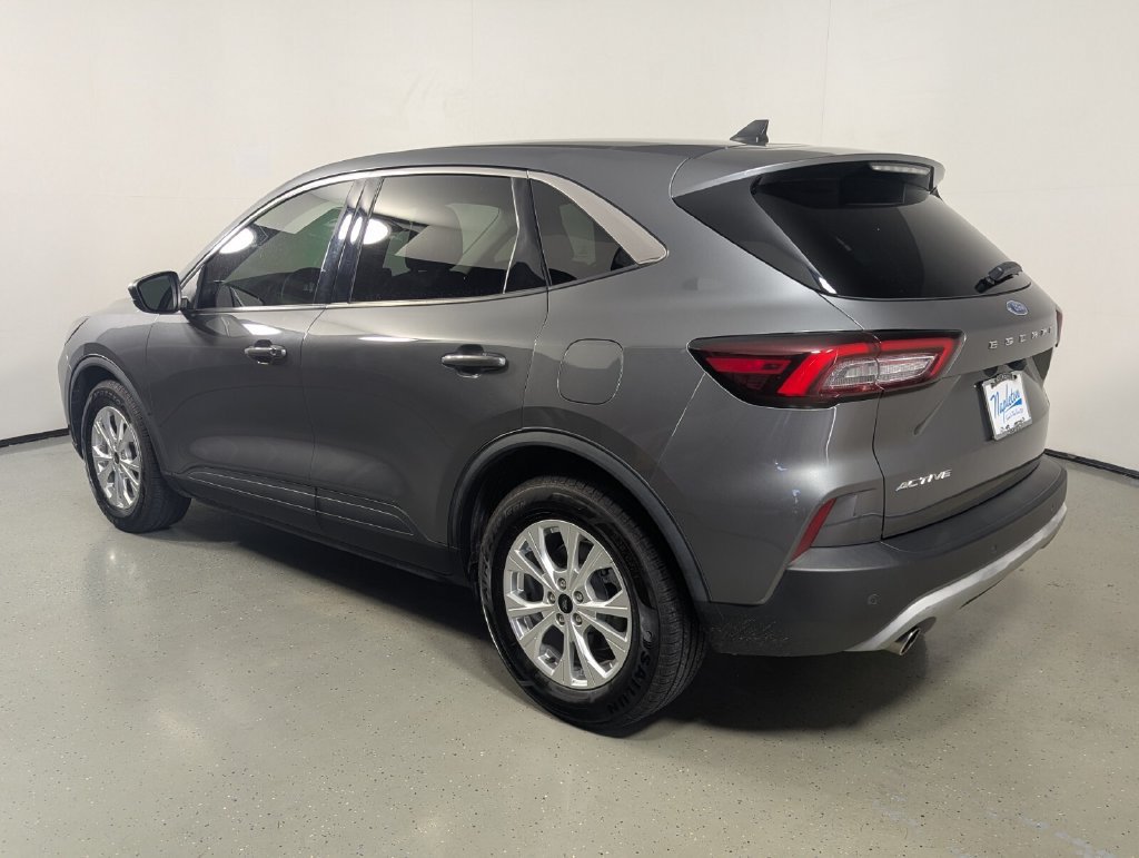 Used 2023 Ford Escape Active FWD image 5
