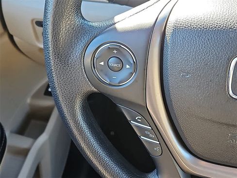 Used 2017 Honda Ridgeline RTS image 16