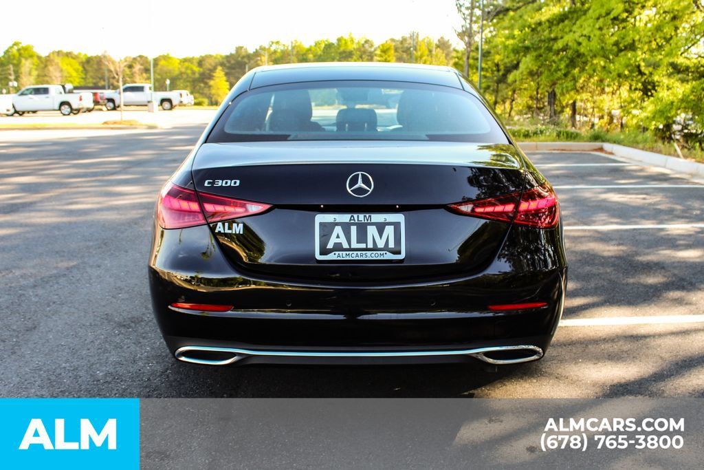 Used 2025 Mercedes-Benz C 300 Sedan image 10