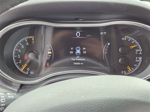 Used 2019 Jeep Grand Cherokee Laredo image 19