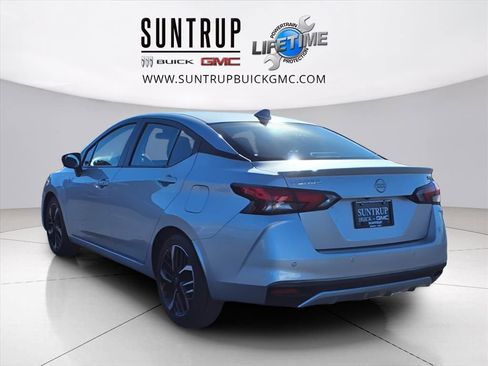 Used 2024 Nissan Versa SR image 20