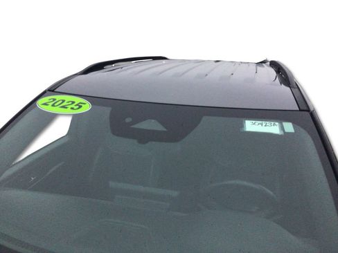 Used 2025 Ford Explorer ST-Line AWD/4WD image 12