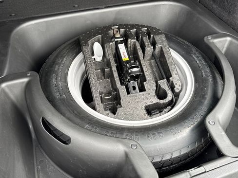 Used 2016 Jeep Grand Cherokee Limited image 38