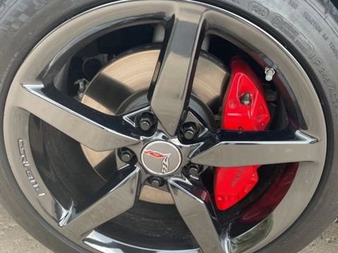 Used 2014 Chevrolet Corvette Stingray Convertible w/ 3LT Preferred Equipment Group RWD image 6