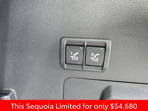 Used 2023 Toyota Sequoia Limited image 23