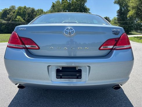 Used 2006 Toyota Avalon FWD image 4