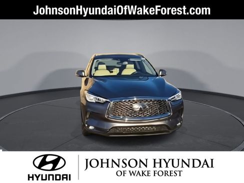 Used 2021 INFINITI QX50 Luxe w/ Cargo Package image 3